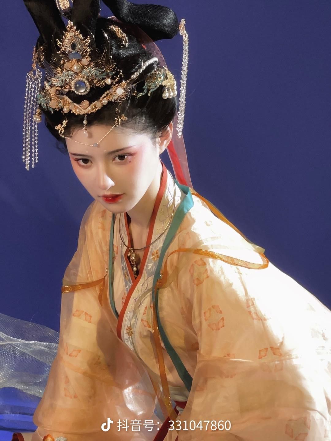 Qixiaozhu Original Artistic Chinese-Style Cheongsam:A Blend of Tradition and Creativity Qixiaozhu Original Artistic Chinese-Style Cheongsam:A Blend of Tradition and Creativity
