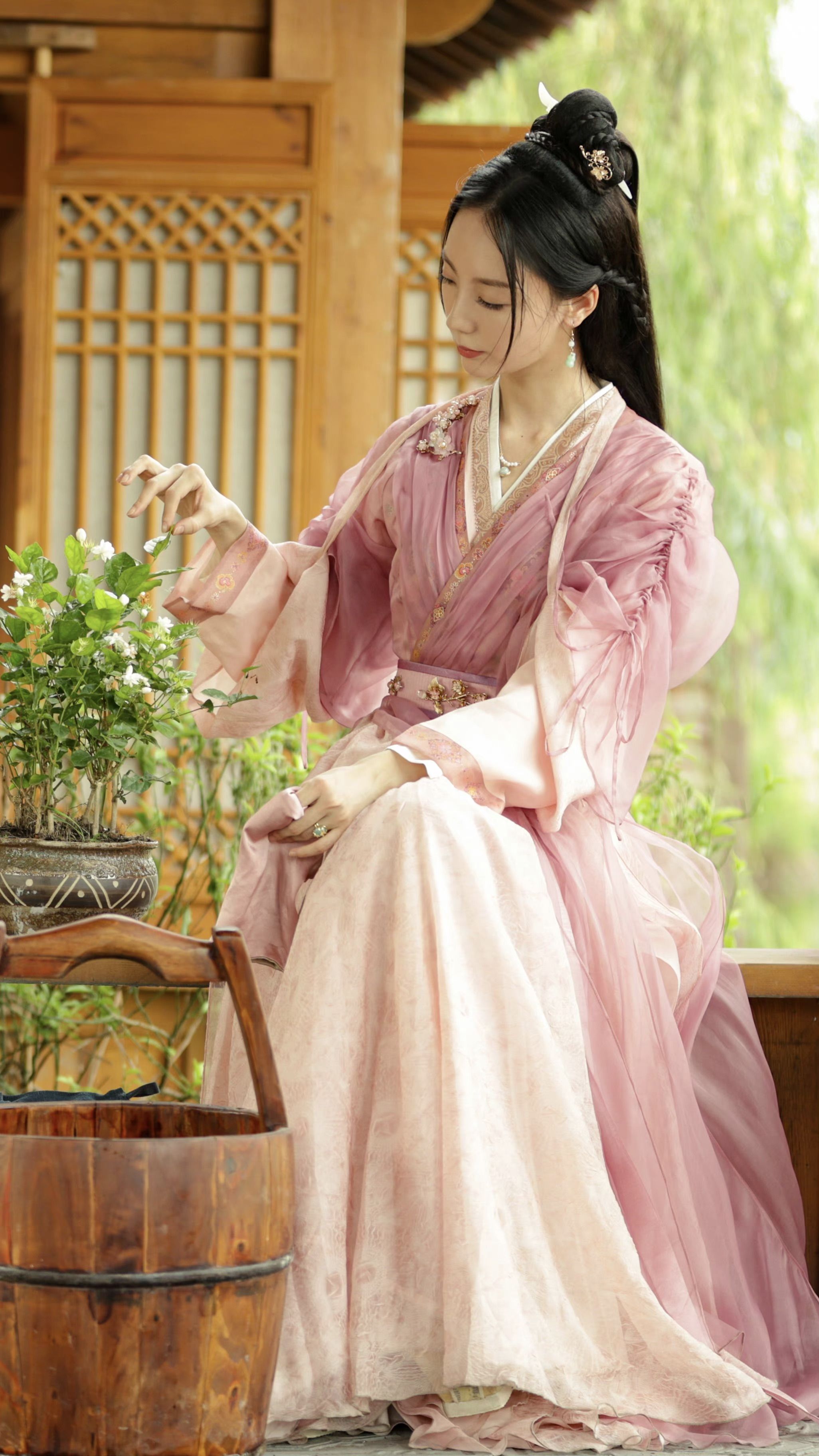 Traditional Hanfu Hair Accessories:The Charm of Headbands