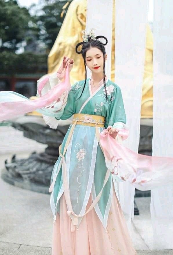 Plus Size Chinese Cheongsam:Embracing Traditional Elegance Plus Size Chinese Cheongsam:Embracing Traditional Elegance