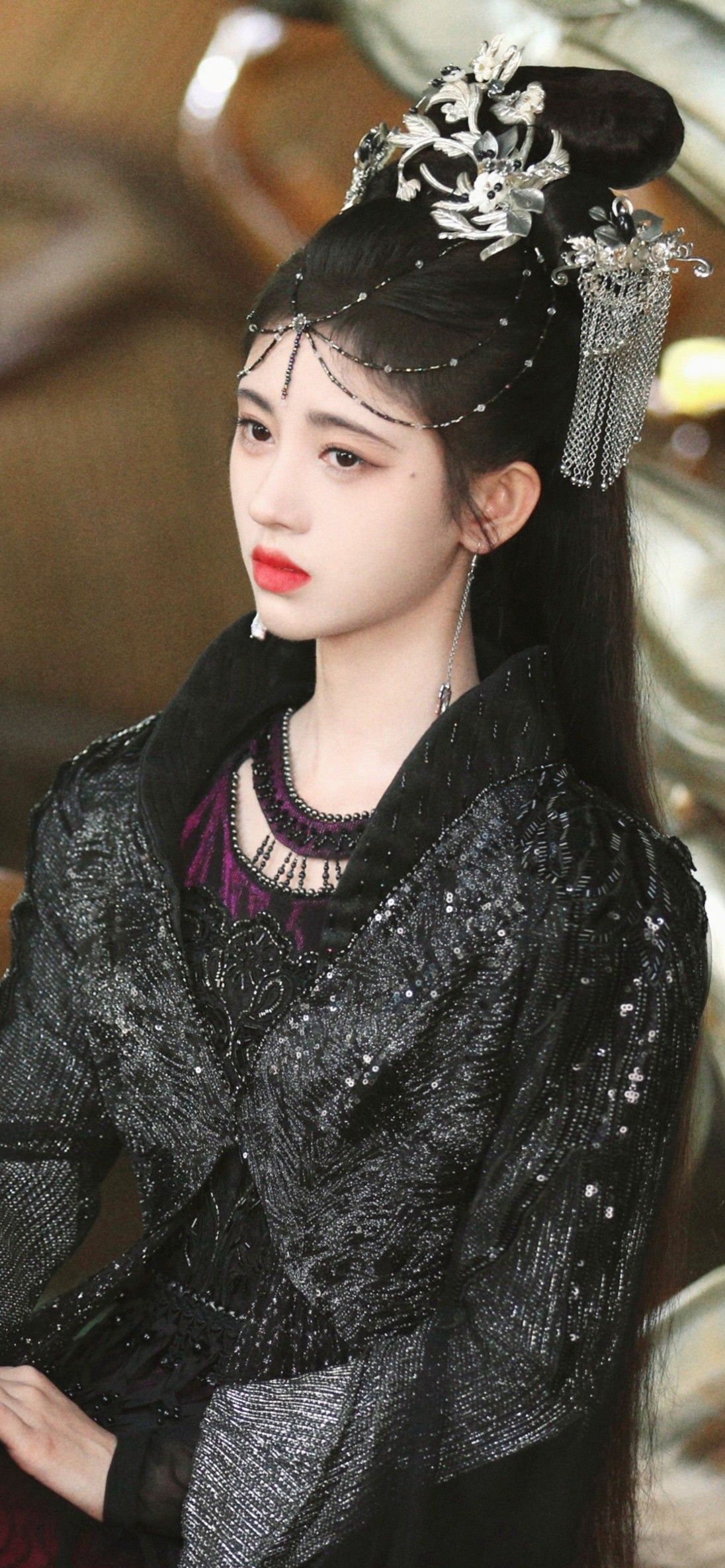 The Chic Art of Pairing Cheongsam with Open Cardigans:A Fashionable Fusion The Chic Art of Pairing Cheongsam with Open Cardigans:A Fashionable Fusion