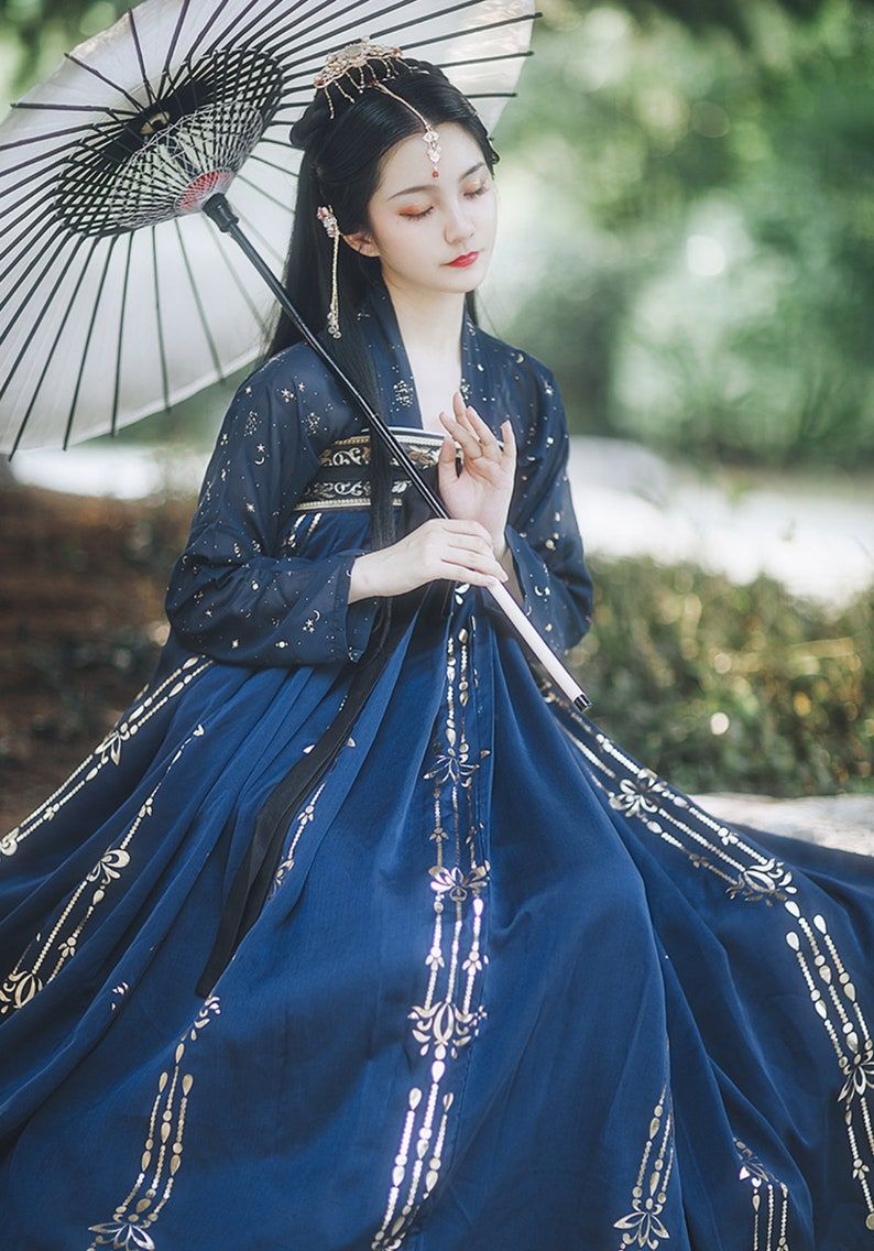 The Charm of Medium-Length Sleeves in Qipao:Five-Point Analysis of the Classic Style The Charm of Medium-Length Sleeves in Qipao:Five-Point Analysis of the Classic Style