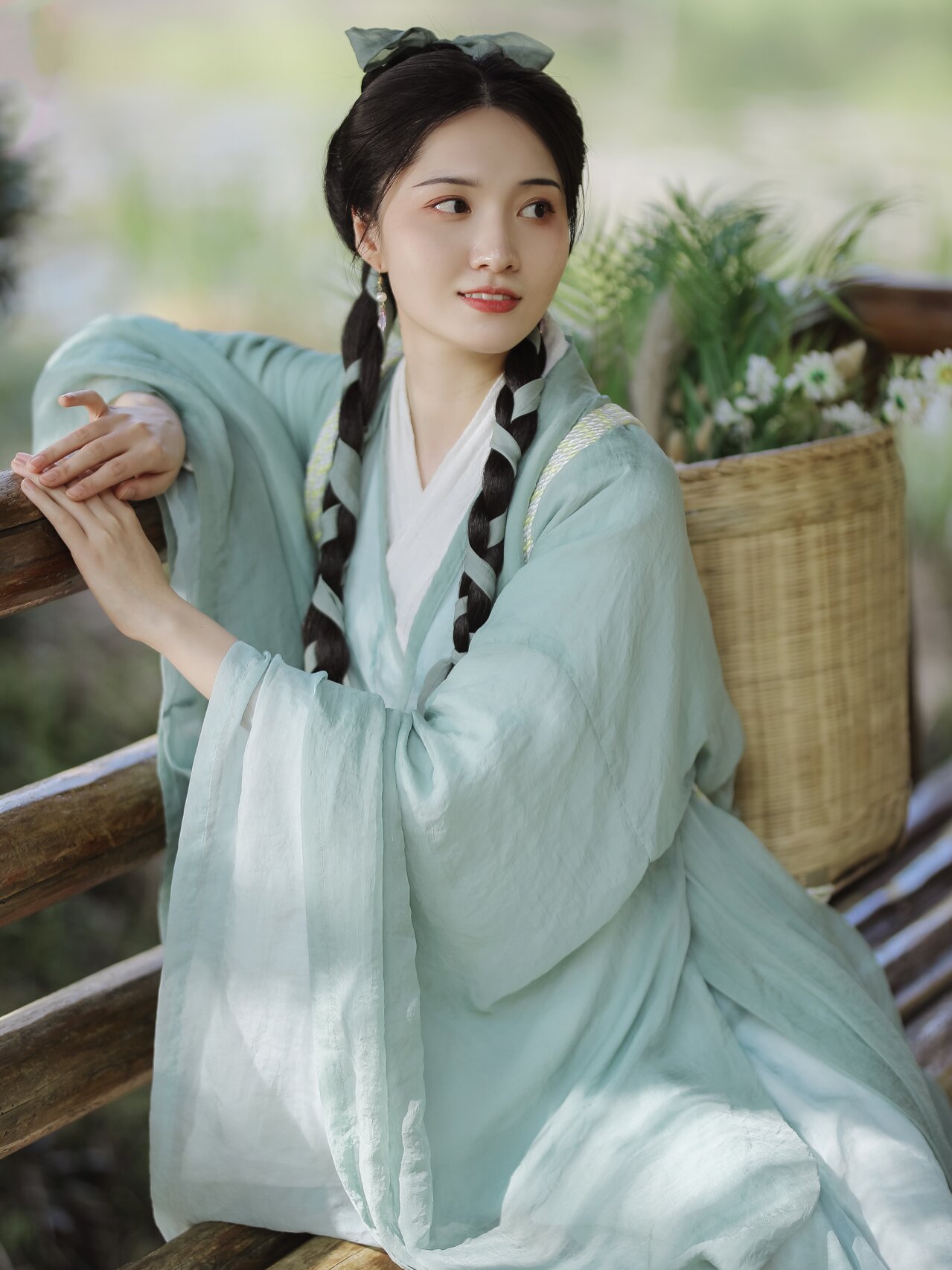 Summer Hanfu Costumes for Girls:A Guide to Elegant and Comfortable Options Summer Hanfu Costumes for Girls:A Guide to Elegant and Comfortable Options