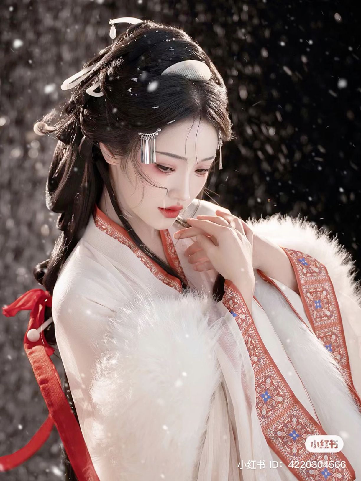 Large Childrens Traditional Chinese Hanfu Costumes:A Guide to 170cm Size