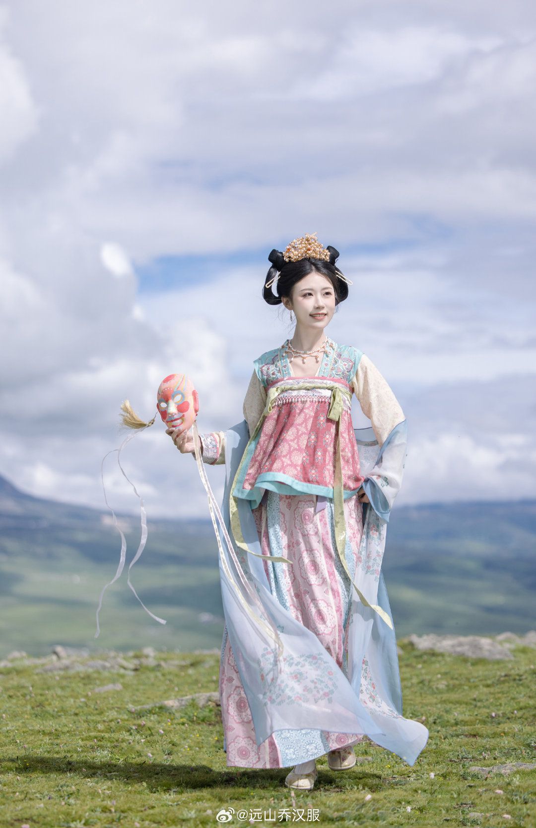 Winter Hanfu Cotton Clothes for Little Girls A Guide to Traditional and Stylish Options Winter Hanfu Cotton Clothes for Little Girls A Guide to Traditional and Stylish Options
