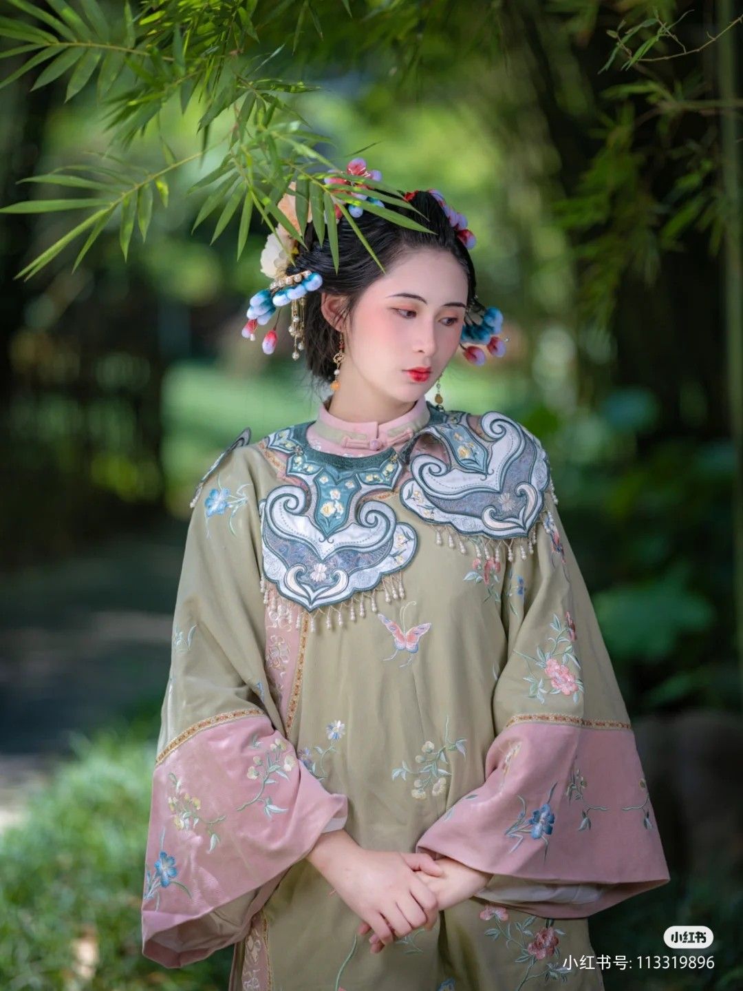 Childrens Day Chinese Tang Costume Dance Performance:The Splendor of Traditional Elegance Childrens Day Chinese Tang Costume Dance Performance:The Splendor of Traditional Elegance