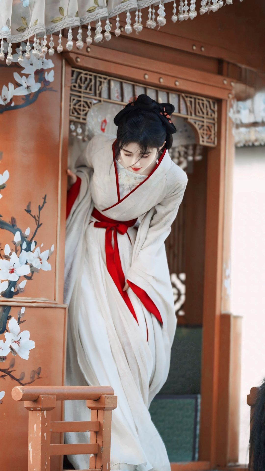 Embracing Traditional Elegance:A Guide for Petite汉服Ladies at 150cm Embracing Traditional Elegance:A Guide for Petite汉服Ladies at 150cm