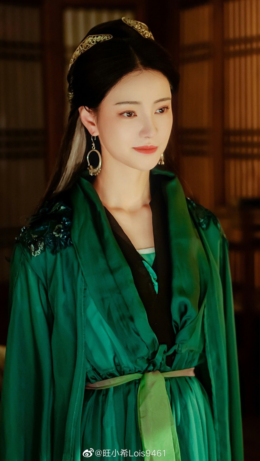 Baby Girl in Traditional Hanfu Costume:A Guide to Three-Year-Old Fashion Baby Girl in Traditional Hanfu Costume:A Guide to Three-Year-Old Fashion