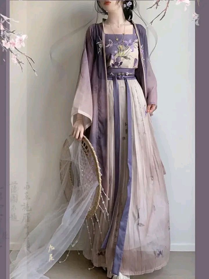 The Enigma of Dark Patterned Horseface Skirt:A Closer Look into its History and Craftsmanship The Enigma of Dark Patterned Horseface Skirt:A Closer Look into its History and Craftsmanship