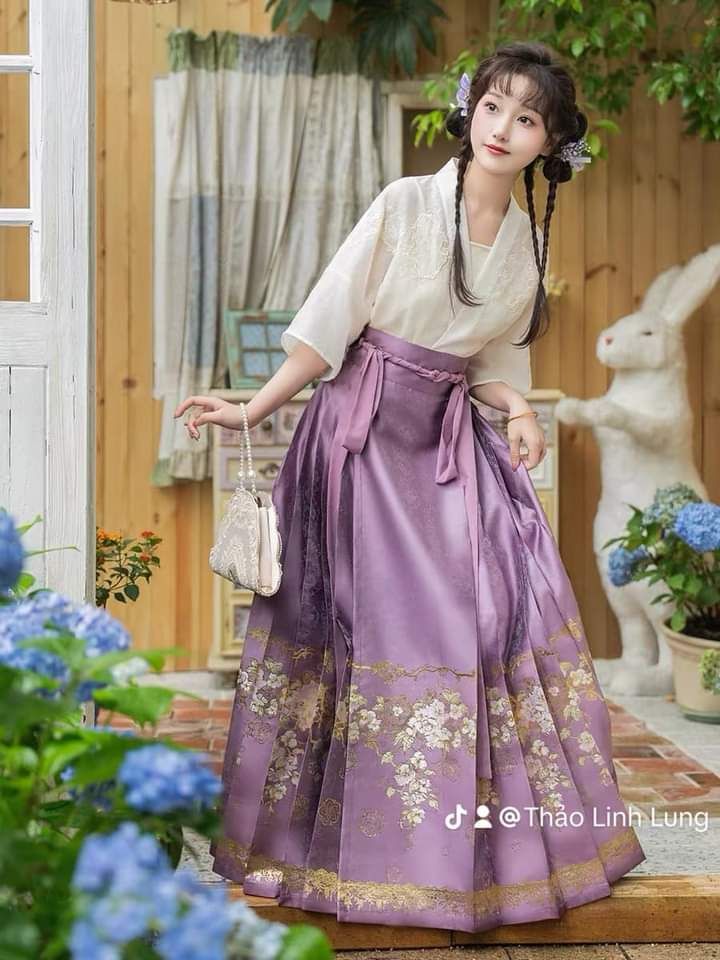 Elastic Yarn Cheongsam:A Blend of Tradition and Modernity Elastic Yarn Cheongsam:A Blend of Tradition and Modernity