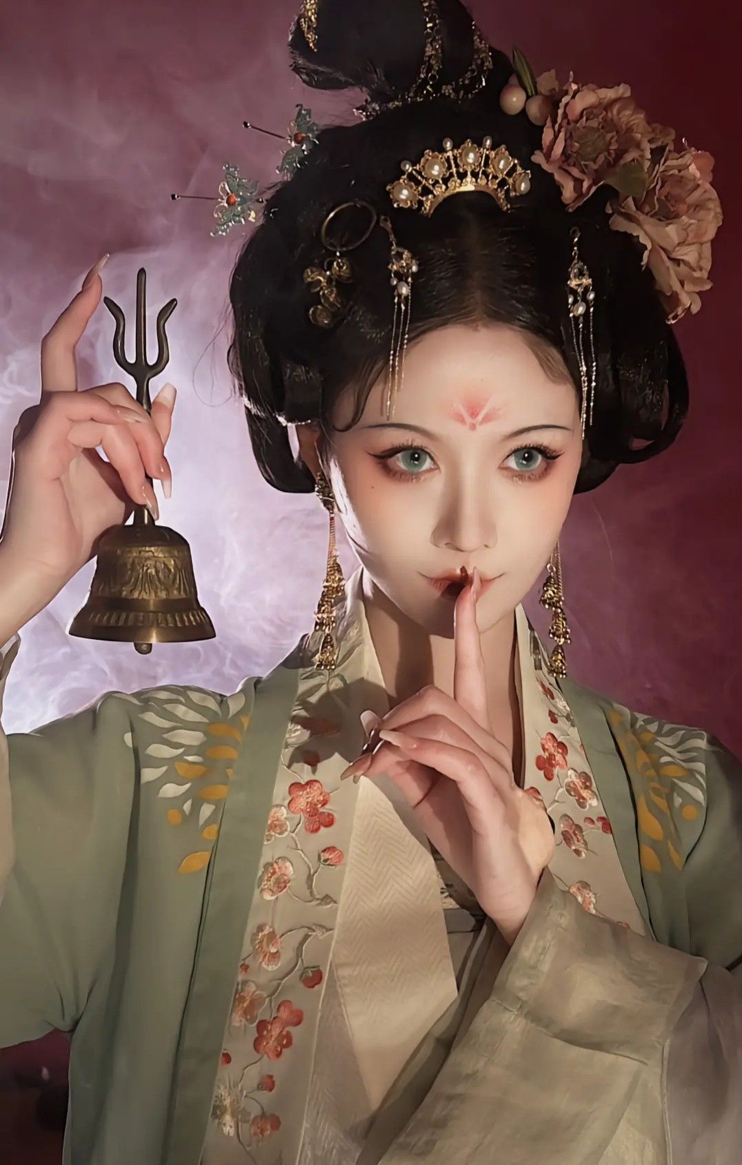 Winter Childrens Traditional Hanfu Costumes:A Journey into Ancient Times Winter Childrens Traditional Hanfu Costumes:A Journey into Ancient Times