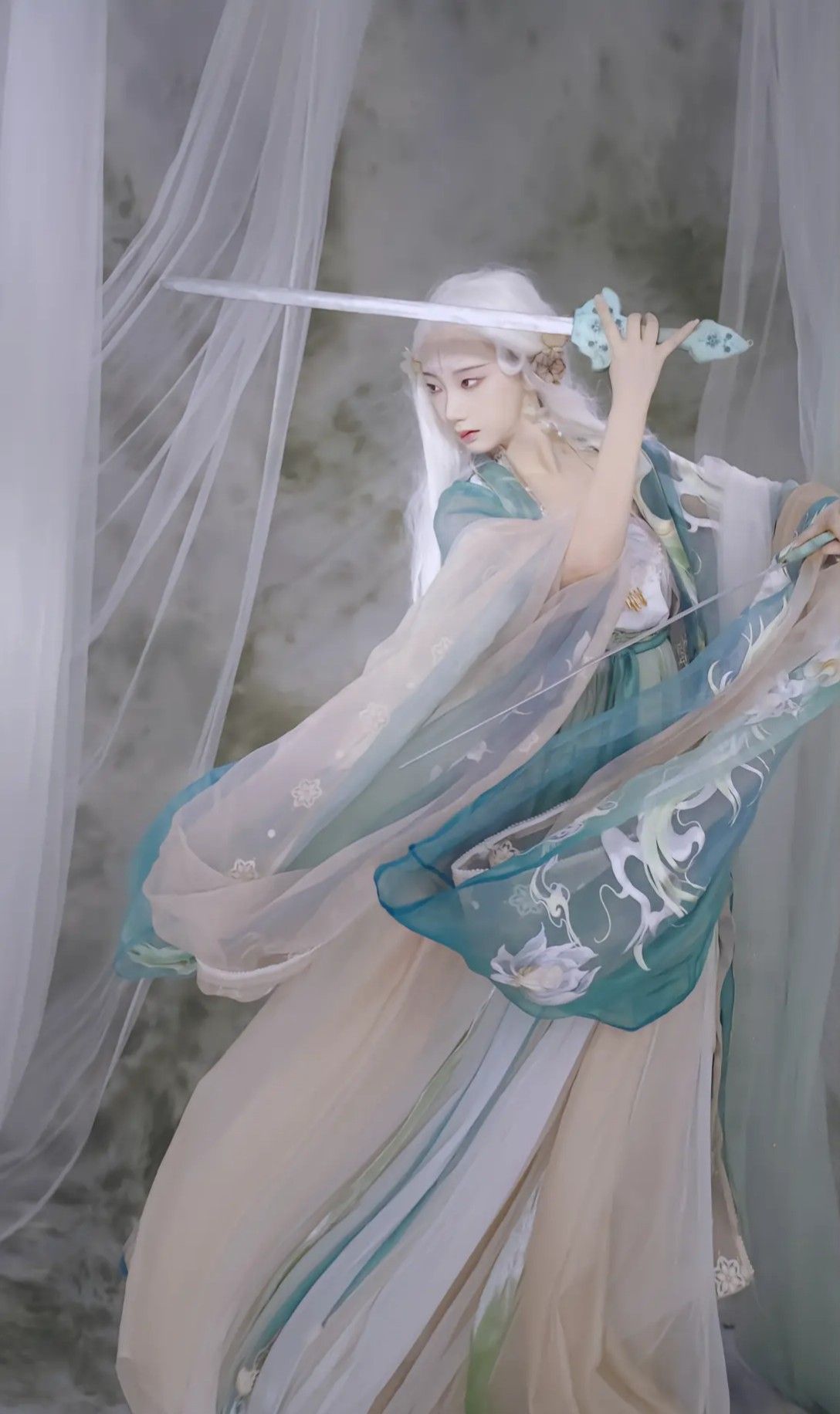 Ancient Hanfu for Young Girls:A Journey into Traditional Chinese童装 Ancient Hanfu for Young Girls:A Journey into Traditional Chinese童装