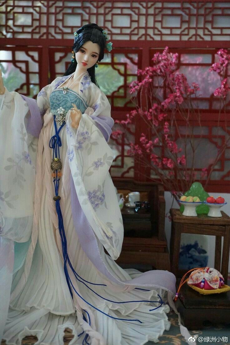 The Revival of Autumn-Spring Ma-Face Skirts:A Blend of Traditional Elegance and Modern Charm The Revival of Autumn-Spring Ma-Face Skirts:A Blend of Traditional Elegance and Modern Charm
