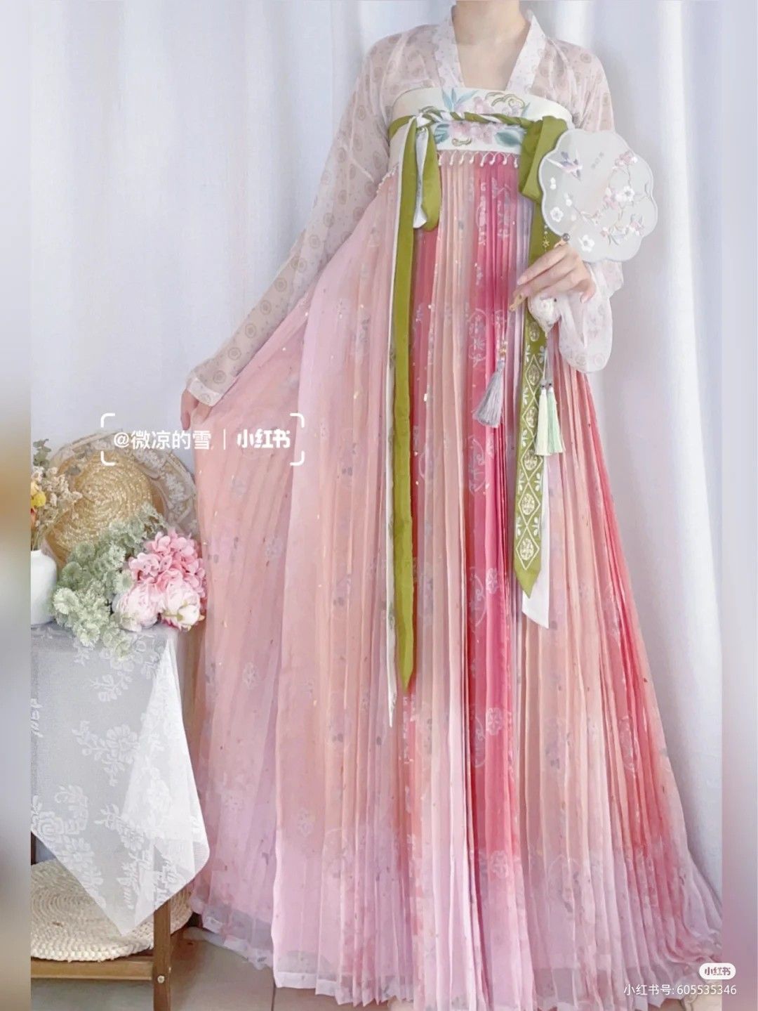 Vintage Tang-Style Womens Fashionable Chinese-Inspired Jacket Trends Vintage Tang-Style Womens Fashionable Chinese-Inspired Jacket Trends