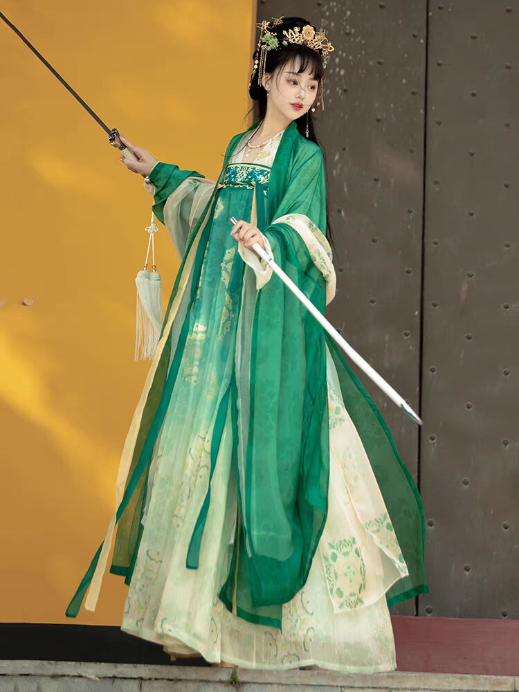 Customized Chinese Traditional Clothing:The Essence of Heritage and Modern Tailoring Customized Chinese Traditional Clothing:The Essence of Heritage and Modern Tailoring