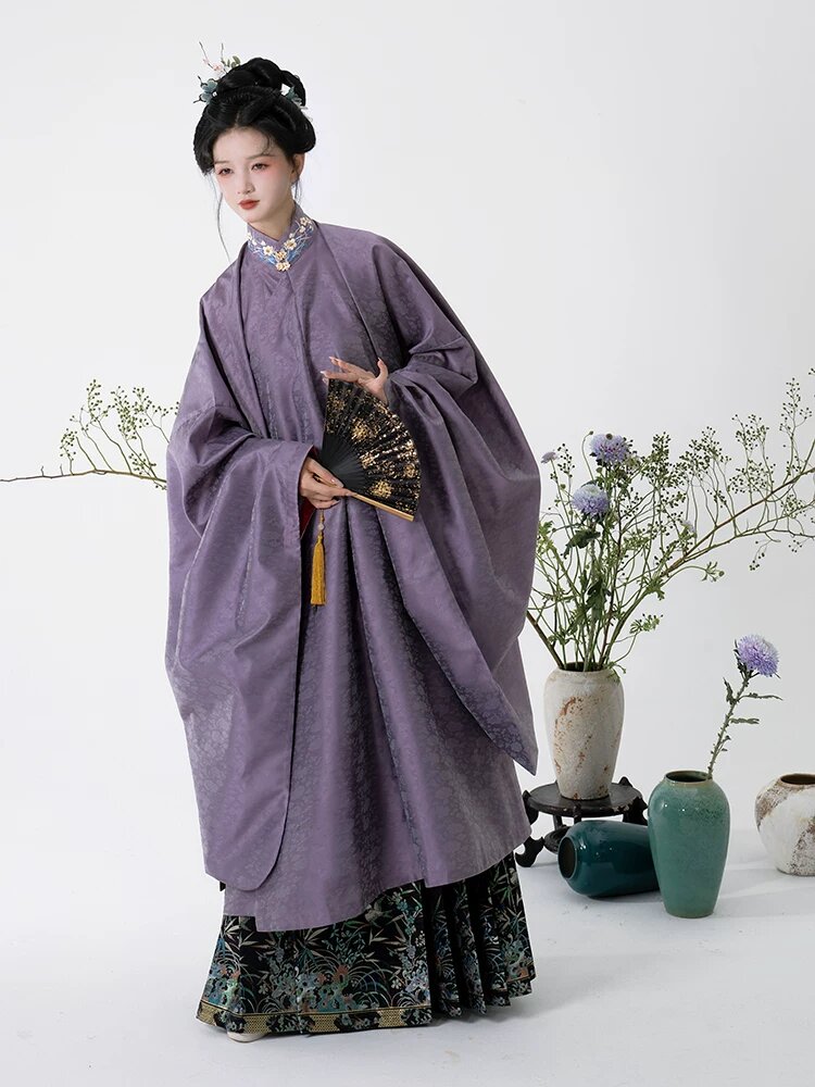 The Magnificent Five Heroes of Hanfu Fashion:The Story of the Women in Armor The Magnificent Five Heroes of Hanfu Fashion:The Story of the Women in Armor