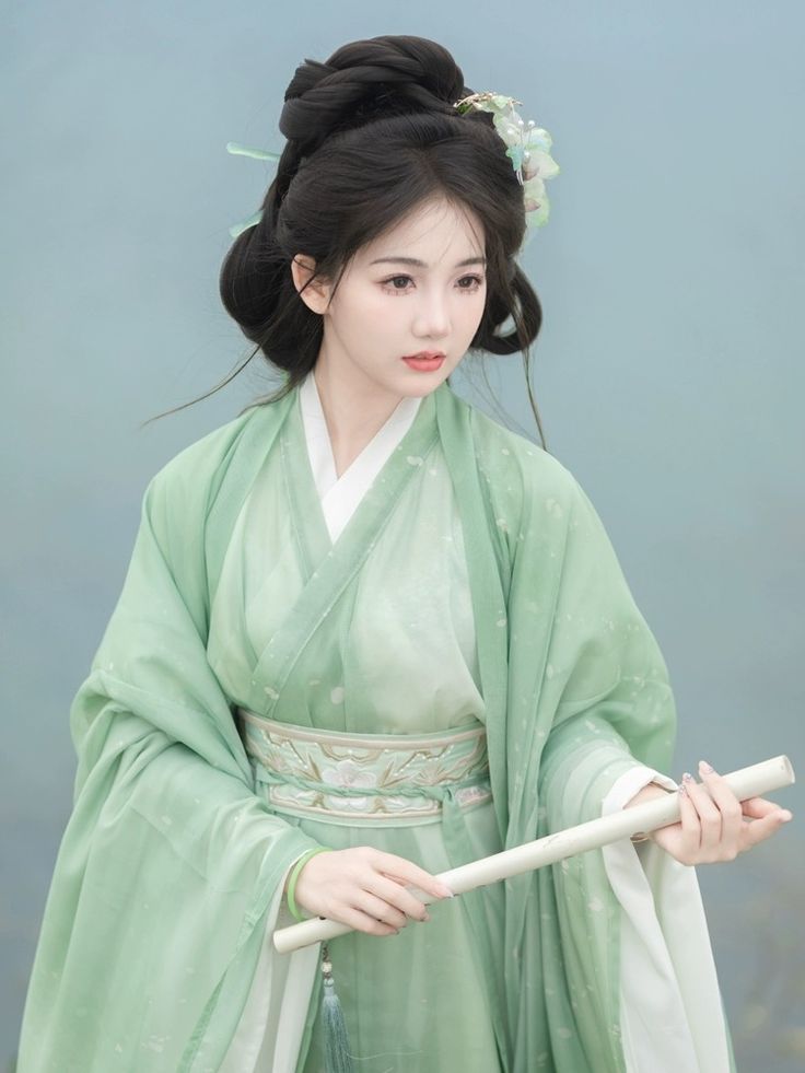The Childrens Version of Wang Zhaojuns Journey to the Border in Hanfu Fashion The Childrens Version of Wang Zhaojuns Journey to the Border in Hanfu Fashion