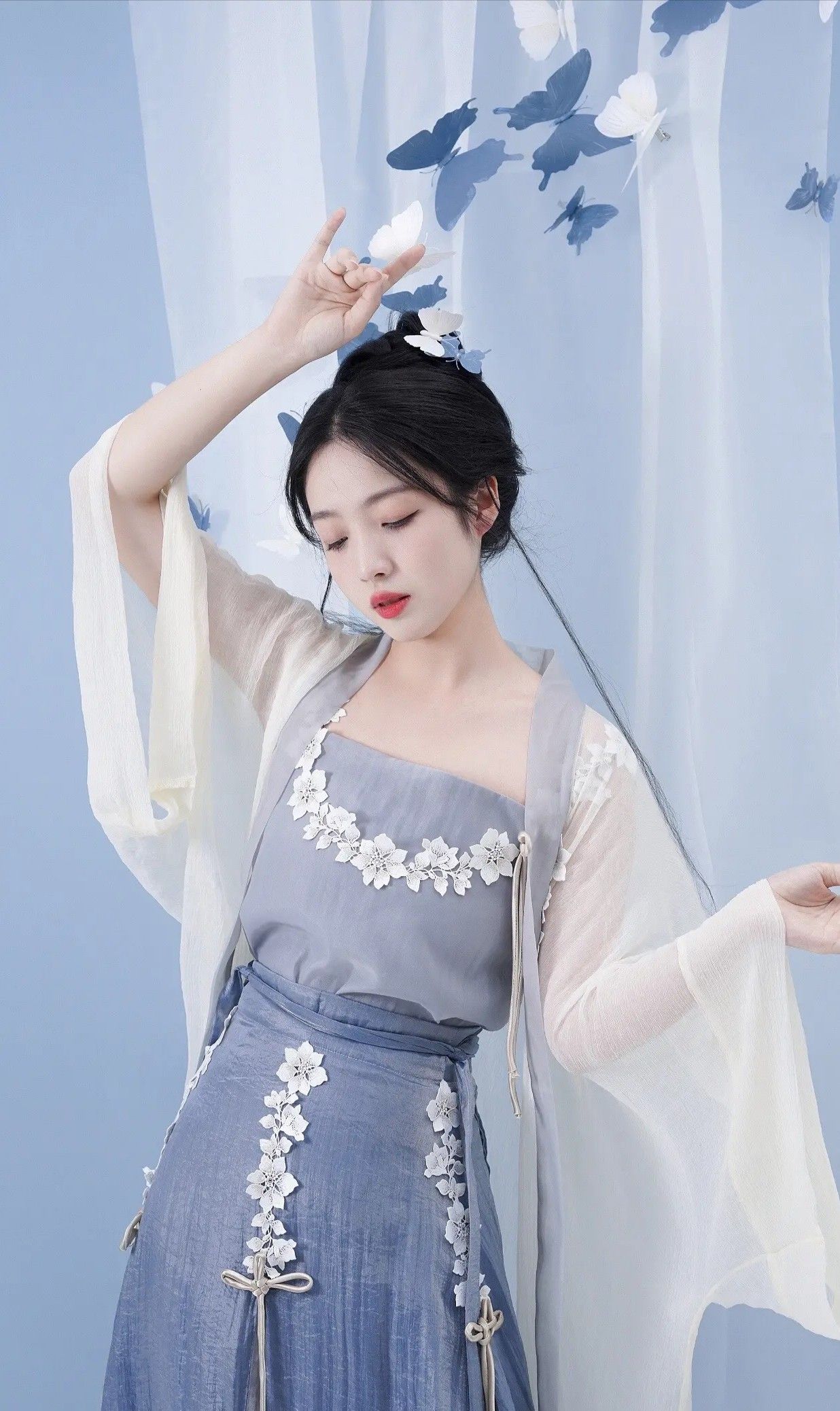 Chinese-Style Qipao for Big Kids:Embracing Traditional Elegance Chinese-Style Qipao for Big Kids:Embracing Traditional Elegance
