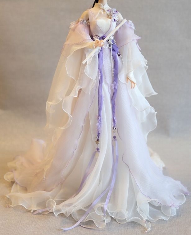 Moonlit Elegance:The Original Hanfu of Changan Moonlit Elegance:The Original Hanfu of Changan