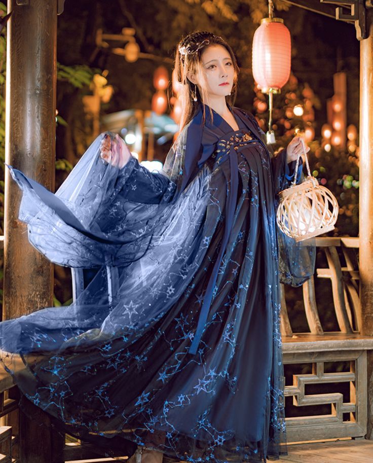 Green Hanfu Tang Style:Exploring the Beauty of Traditional Chinese Clothing Green Hanfu Tang Style:Exploring the Beauty of Traditional Chinese Clothing