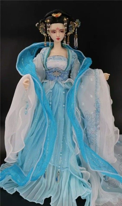 Winter Hanfu Clothing:The Elegance of a汉服上衣 Winter Coat Winter Hanfu Clothing:The Elegance of a汉服上衣 Winter Coat