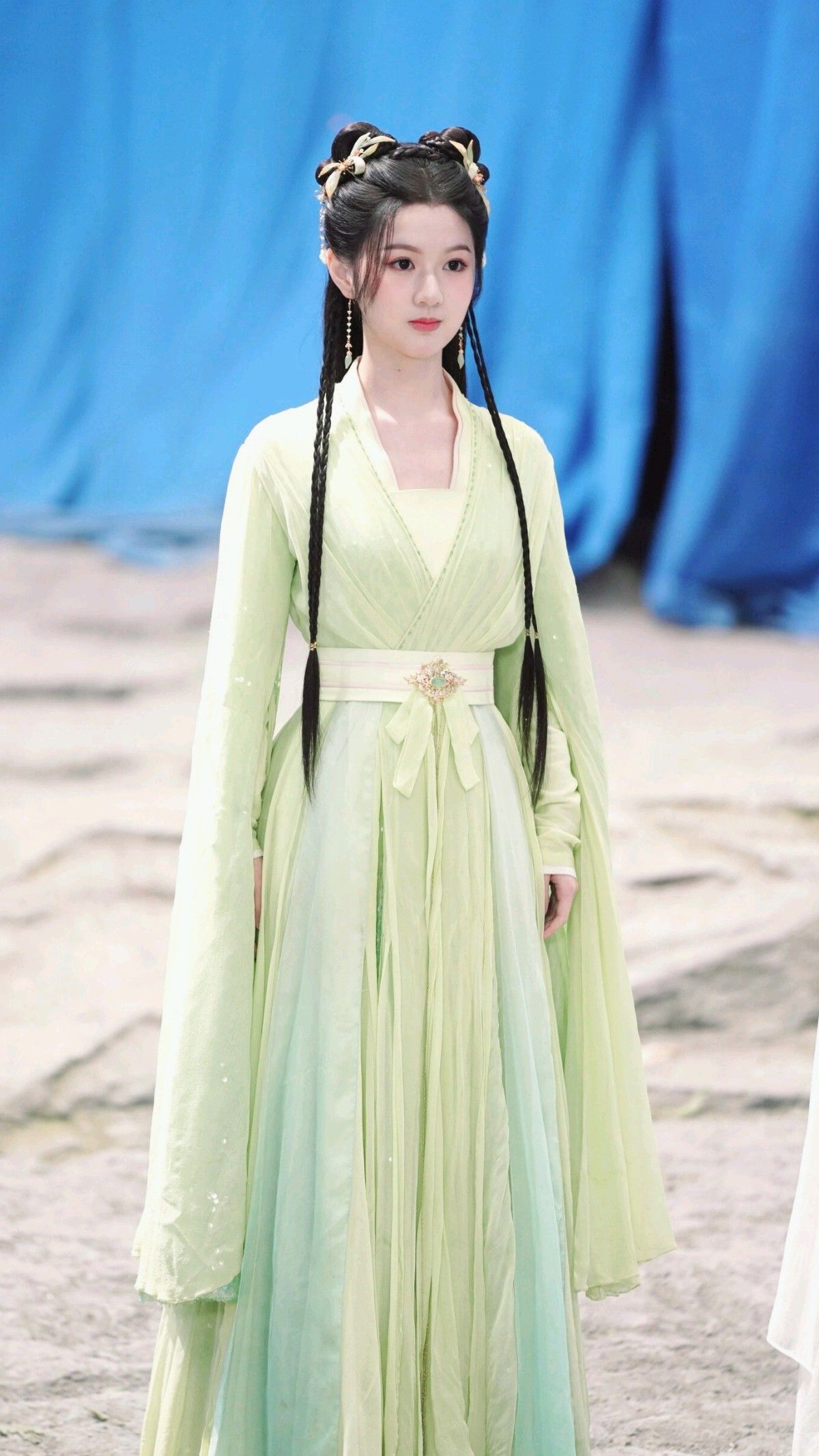 Plump Sisters Embracing the World of Hanfu at Affordable Prices Plump Sisters Embracing the World of Hanfu at Affordable Prices
