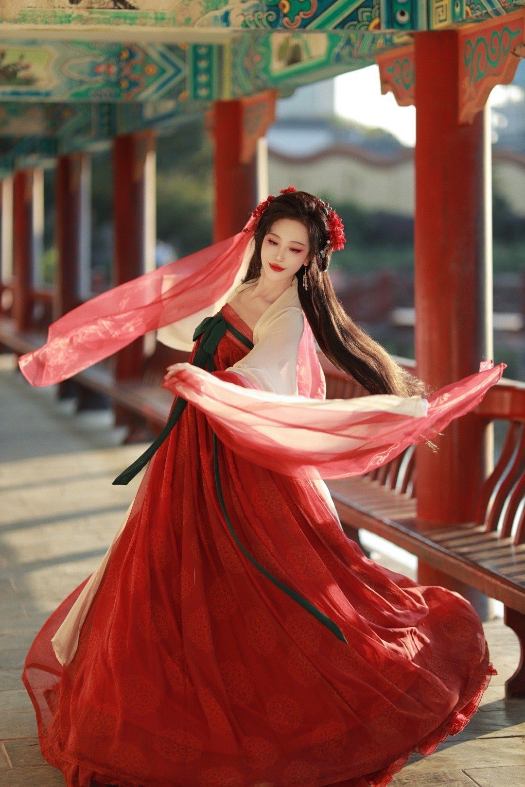 Embracing Tradition:The New Wave of Qipao Womens Long-sleeved Fashion Embracing Tradition:The New Wave of Qipao Womens Long-sleeved Fashion