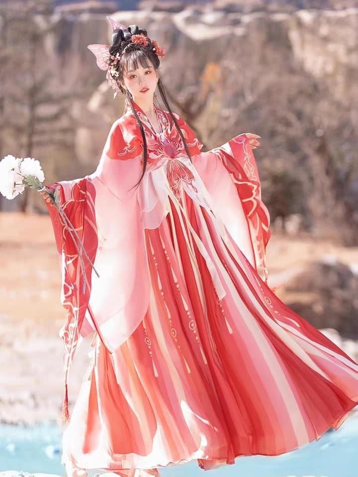 Splendor of Traditional Chinese Fashion:The Jinmu Hanfu National Style Gallery