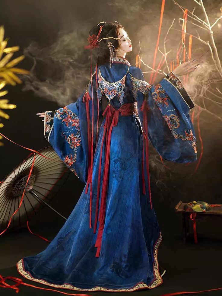 Princess-Inspired Hanfu Fairy Dress in Summer Shorties:A Blend of Tradition and Modernity Princess-Inspired Hanfu Fairy Dress in Summer Shorties:A Blend of Tradition and Modernity