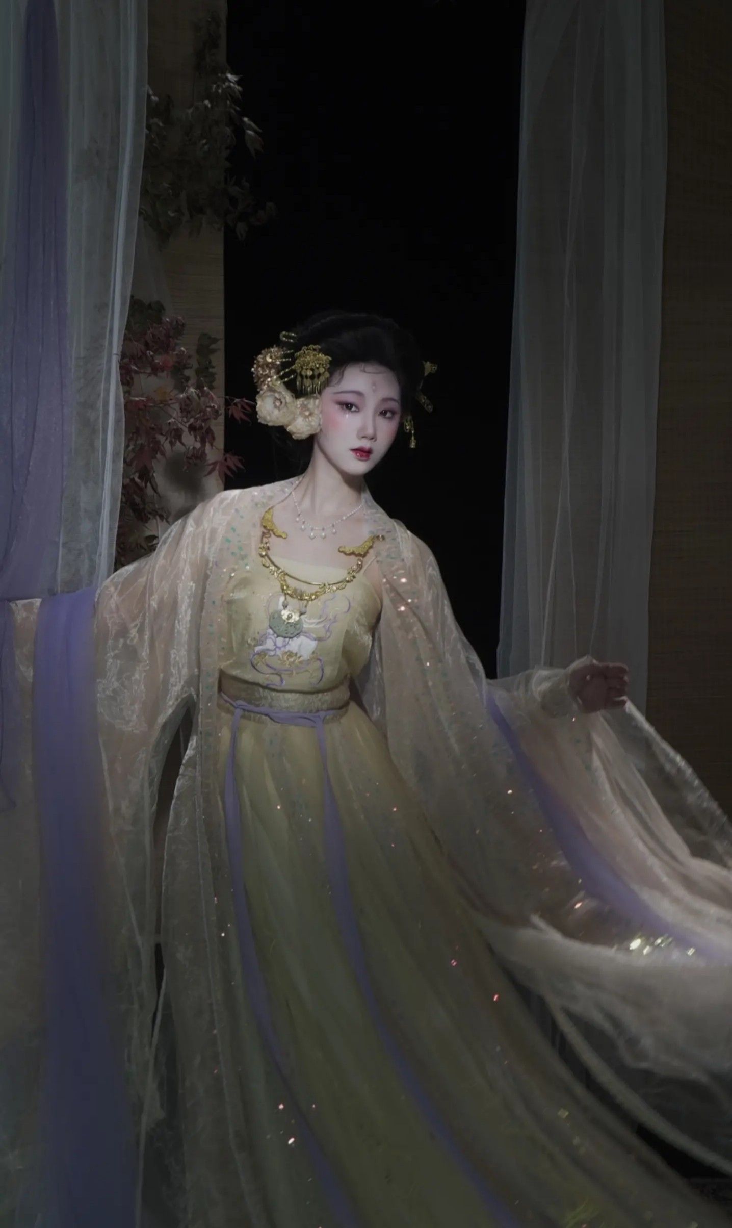 The Elegance of Silk and Butterfly Embroidery:A Sanxiang Silk Cheongsam Journey The Elegance of Silk and Butterfly Embroidery:A Sanxiang Silk Cheongsam Journey