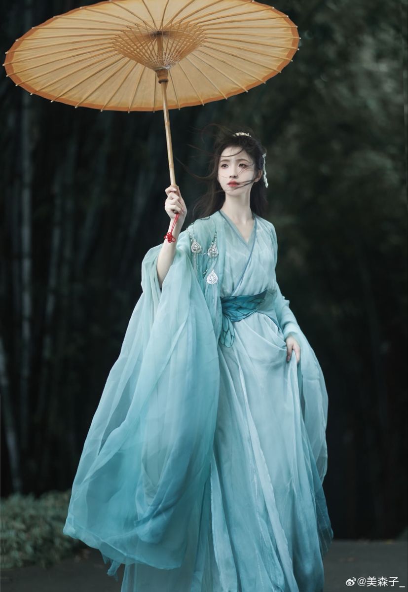 Denim Cheongsam:A Modern Twist on a Traditional Classic Denim Cheongsam:A Modern Twist on a Traditional Classic