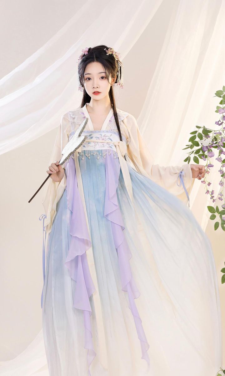 A Pink Cheongsam Cardigan:A Blend of Tradition and Modern Elegance A Pink Cheongsam Cardigan:A Blend of Tradition and Modern Elegance