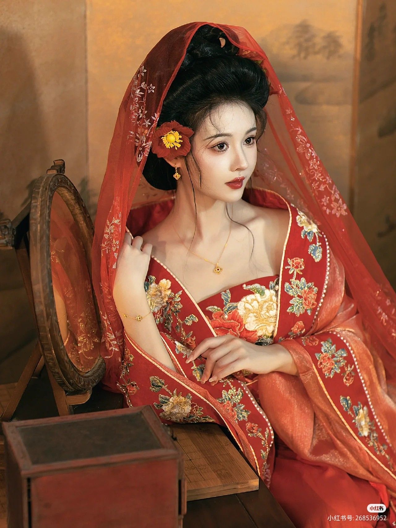 The Jade Rabbit and the Immortal Beauty:A Tale of Hanfu in the Moon Palace of Guanghan Gong The Jade Rabbit and the Immortal Beauty:A Tale of Hanfu in the Moon Palace of Guanghan Gong