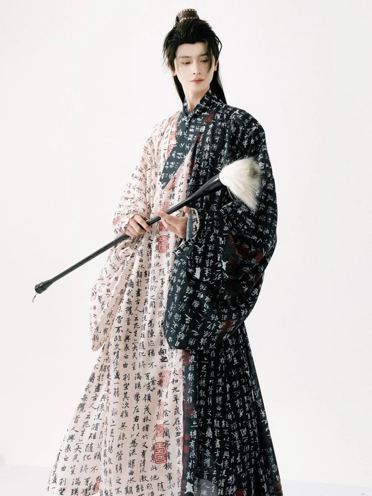The Splendid Splendor of Hanfu:The Story of Flower-Candle-Inspired Traditional Chinese Clothing The Splendid Splendor of Hanfu:The Story of Flower-Candle-Inspired Traditional Chinese Clothing