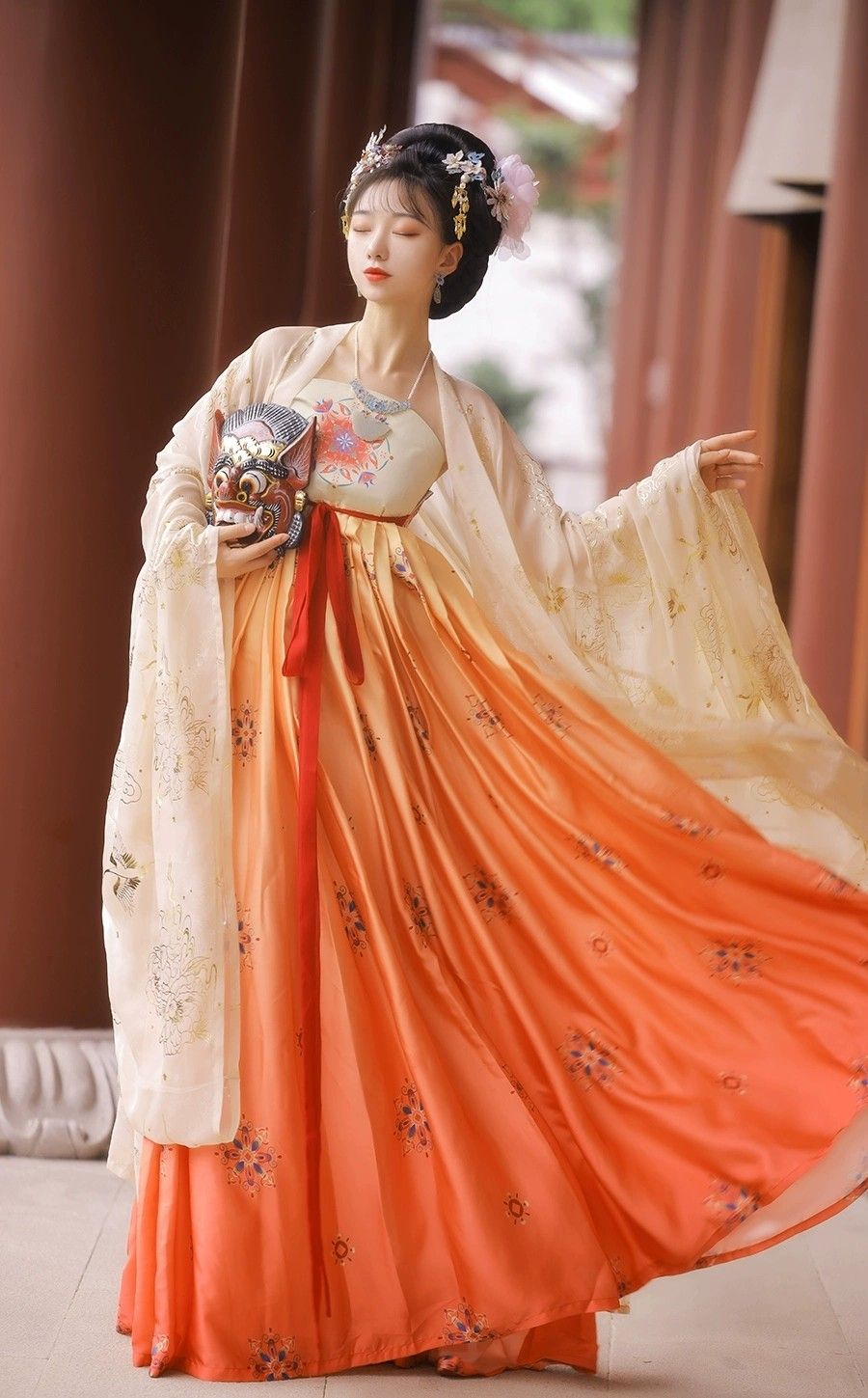 Original Authentic Hanfu Qixiong Style:A Journey into the Tang Dynastys Fashion Original Authentic Hanfu Qixiong Style:A Journey into the Tang Dynastys Fashion