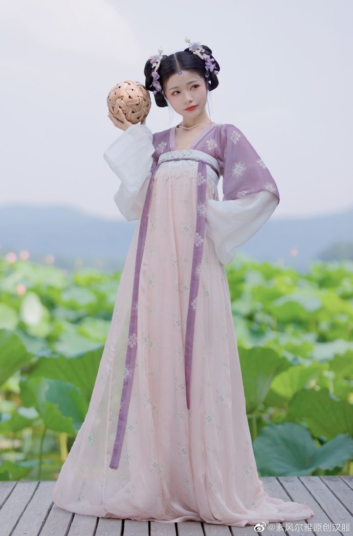 The Inner Layer of Hanfu:Understanding the Essence of Hanfu Undergarments The Inner Layer of Hanfu:Understanding the Essence of Hanfu Undergarments
