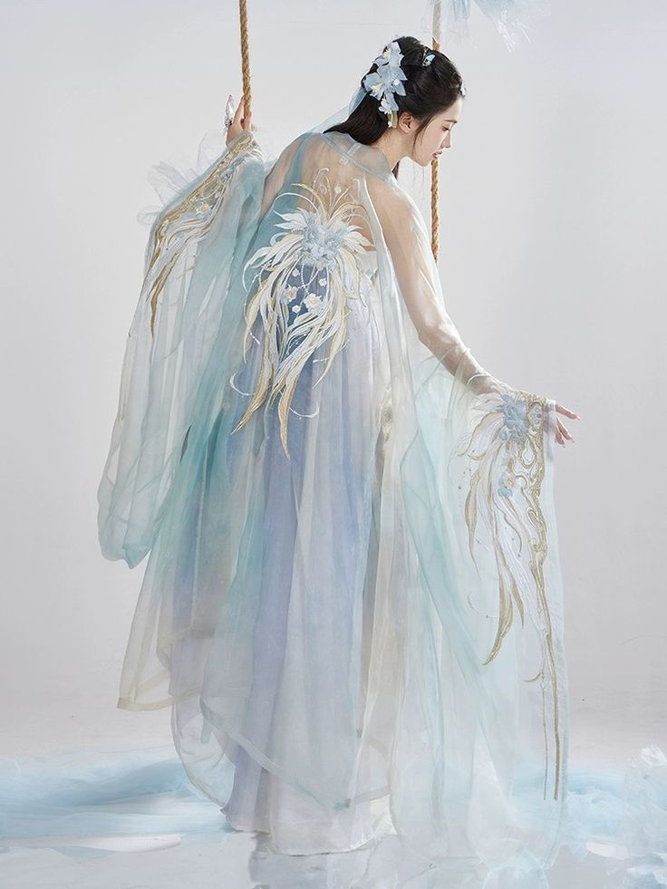 The Splendor of Shangguan Waner in Hanfu:A Journey Through Ancient Beauty and Cultural Heritage The Splendor of Shangguan Waner in Hanfu:A Journey Through Ancient Beauty and Cultural Heritage