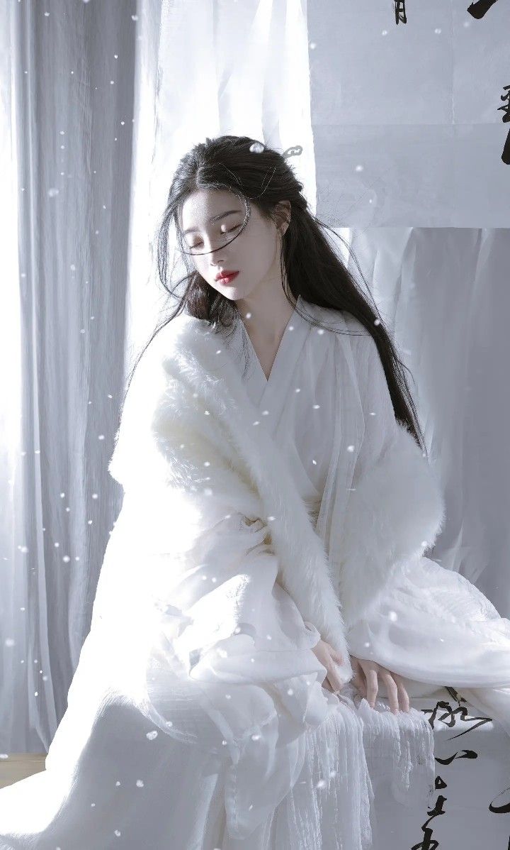 Reimagining Cheongsam Dancewear:Innovations in Traditional Elegance Reimagining Cheongsam Dancewear:Innovations in Traditional Elegance