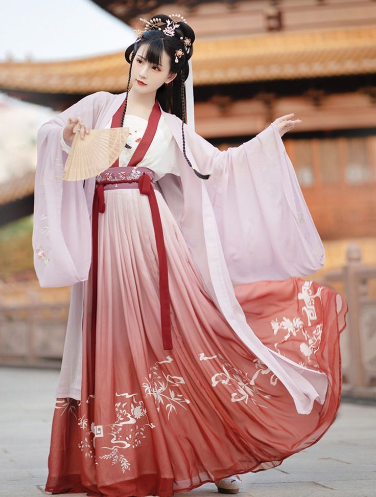 Elegant Revolution:The New Cheongsam Skirt A Blockbuster of Fashion Elegant Revolution:The New Cheongsam Skirt A Blockbuster of Fashion