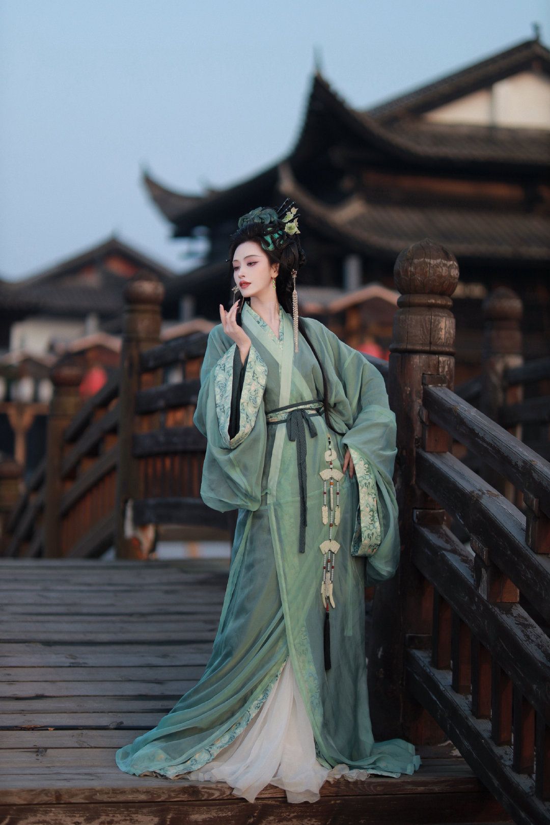 The Splendor of Yuzhan Hanfu:Unraveling the Cultural Tapestry of Traditional Chinese Clothing The Splendor of Yuzhan Hanfu:Unraveling the Cultural Tapestry of Traditional Chinese Clothing