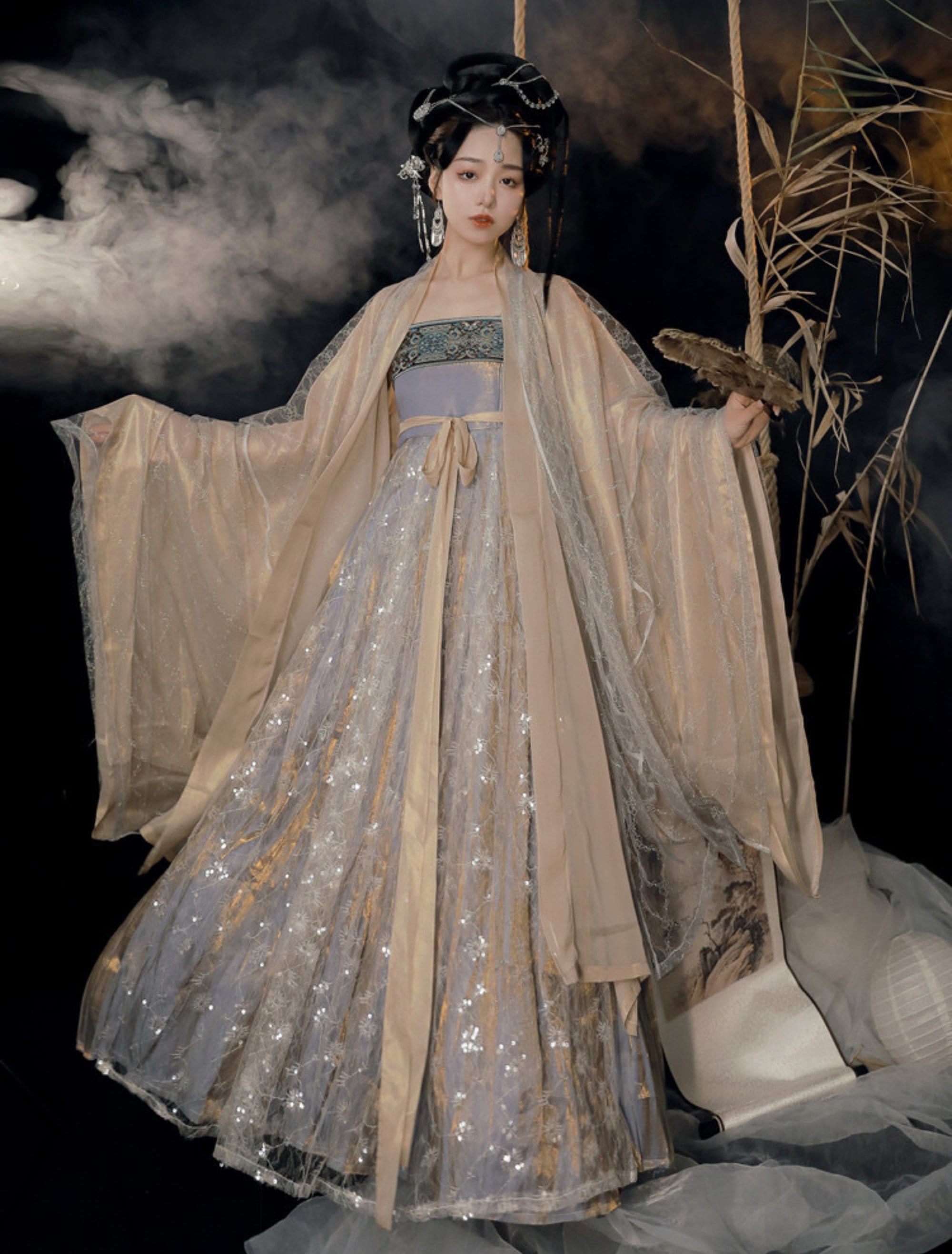 Ancient Elegance Revived:Gu Meifeis Original Hanfu Fashion Ancient Elegance Revived:Gu Meifeis Original Hanfu Fashion
