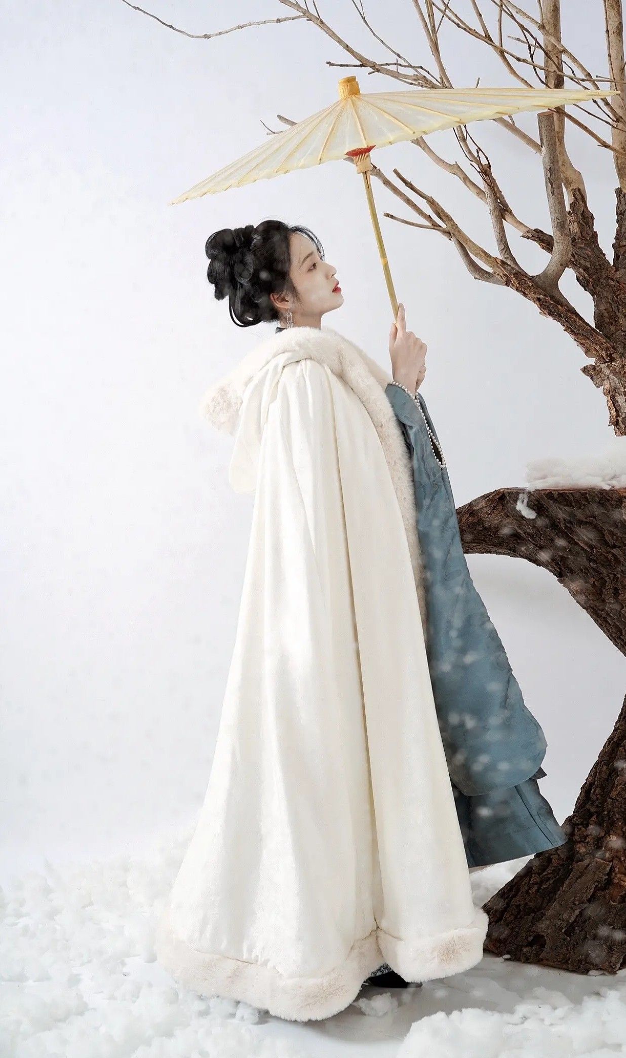 Red Hanfu for Children:A Summer Fashion Trend Red Hanfu for Children:A Summer Fashion Trend