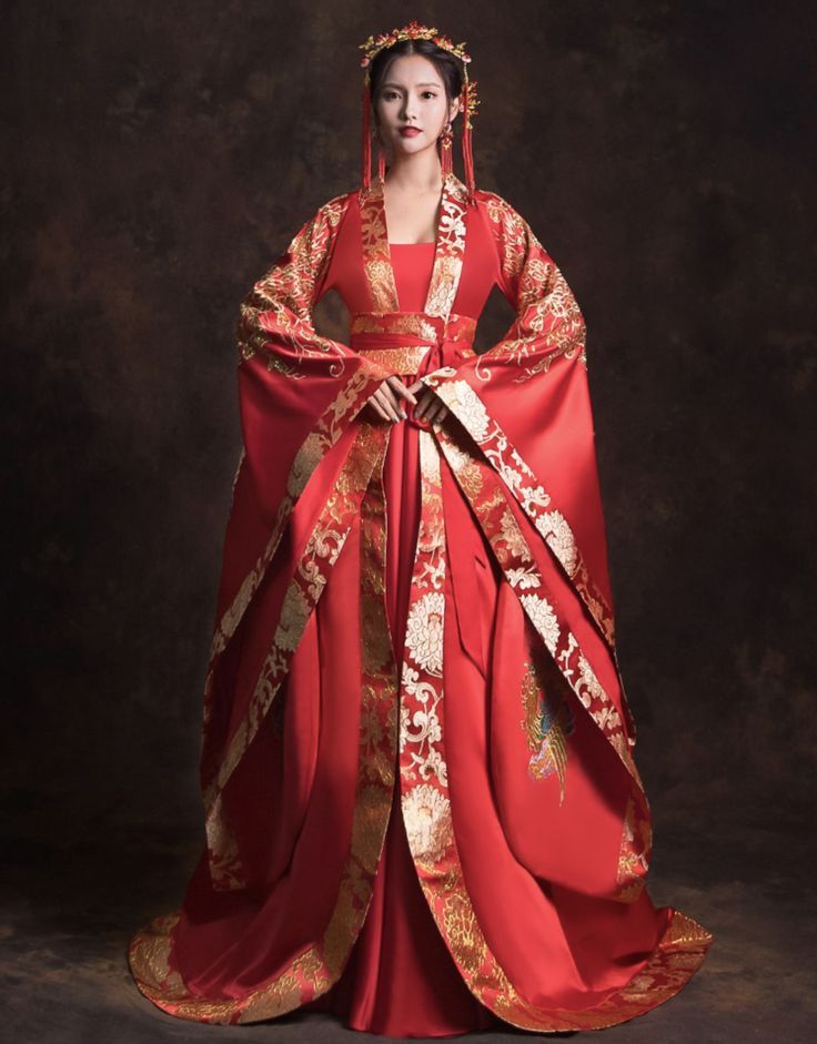 Traditional Tang-Style Blouses:Chinese Fashion for Women in Autumn and Winter Traditional Tang-Style Blouses:Chinese Fashion for Women in Autumn and Winter