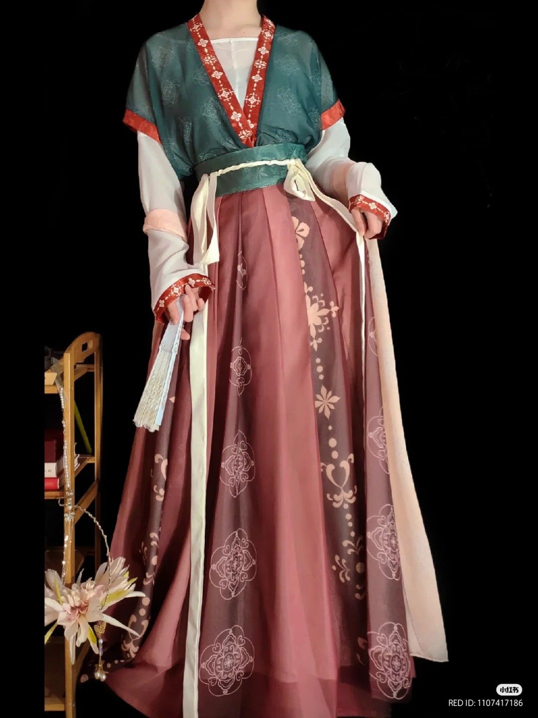 Elegance in a Gown:The Premium Charm of Xiangyunsha Cheongsam Elegance in a Gown:The Premium Charm of Xiangyunsha Cheongsam
