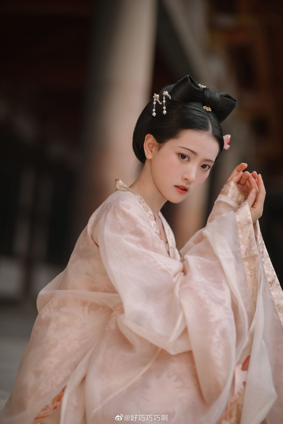 The Introduction of Traditional Chinese Hanfu for Children:A Guide to 10-Year-Old Kids The Introduction of Traditional Chinese Hanfu for Children:A Guide to 10-Year-Old Kids