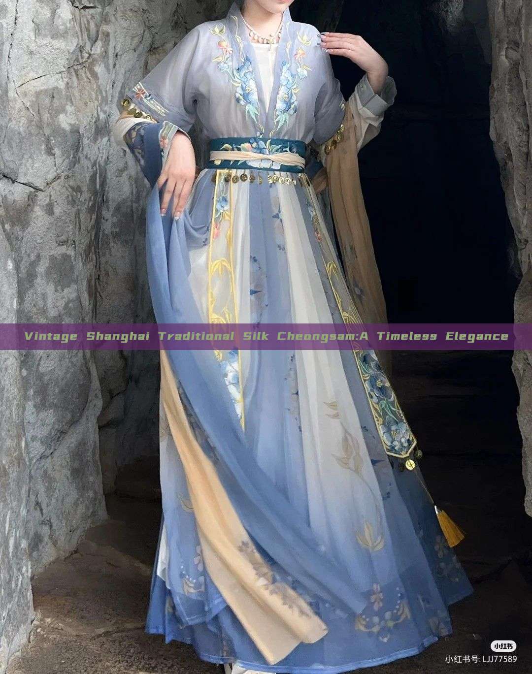 Vintage Shanghai Traditional Silk Cheongsam:A Timeless Elegance