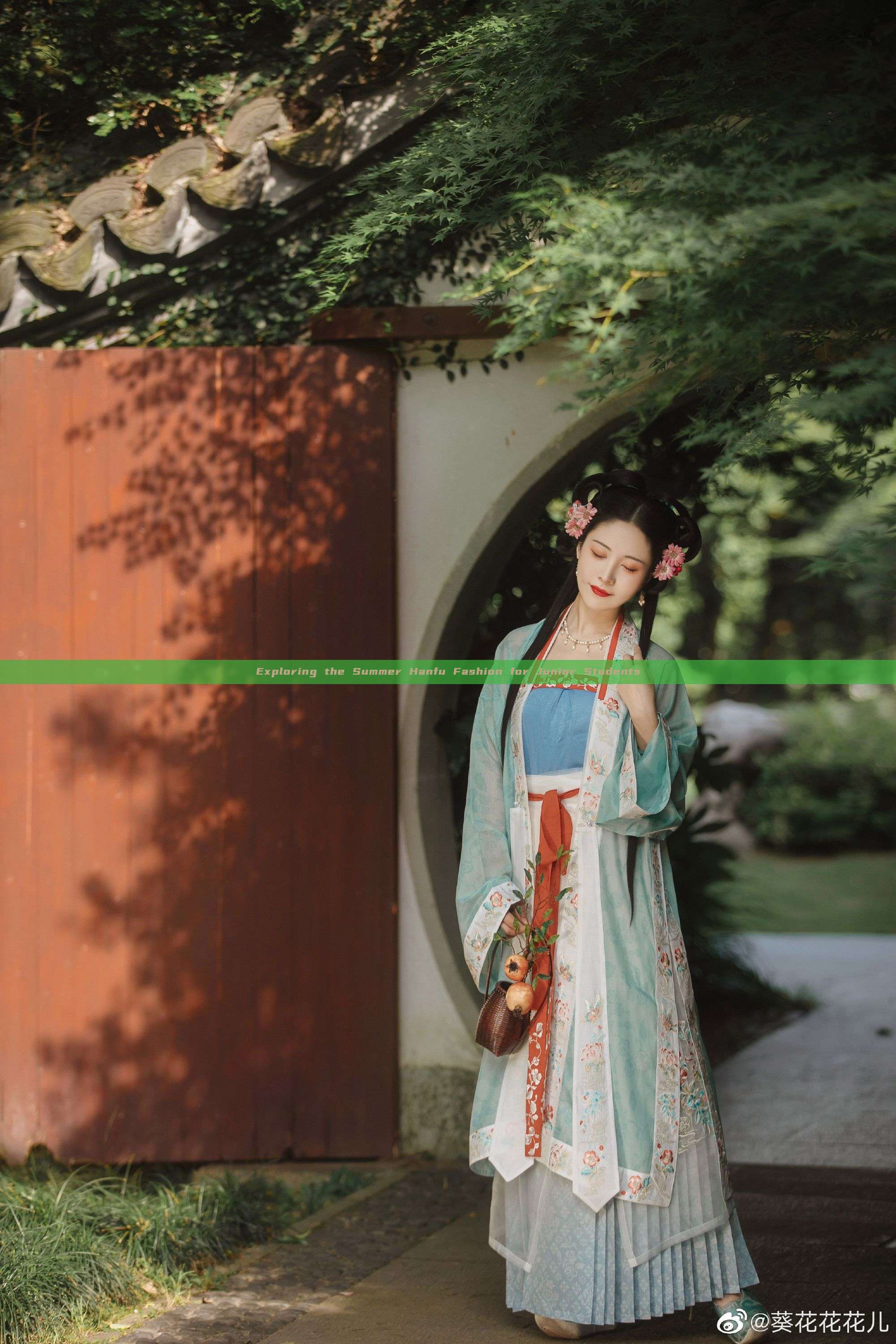 Exploring the Summer Hanfu Fashion for Junior Students Exploring the Summer Hanfu Fashion for Junior Students