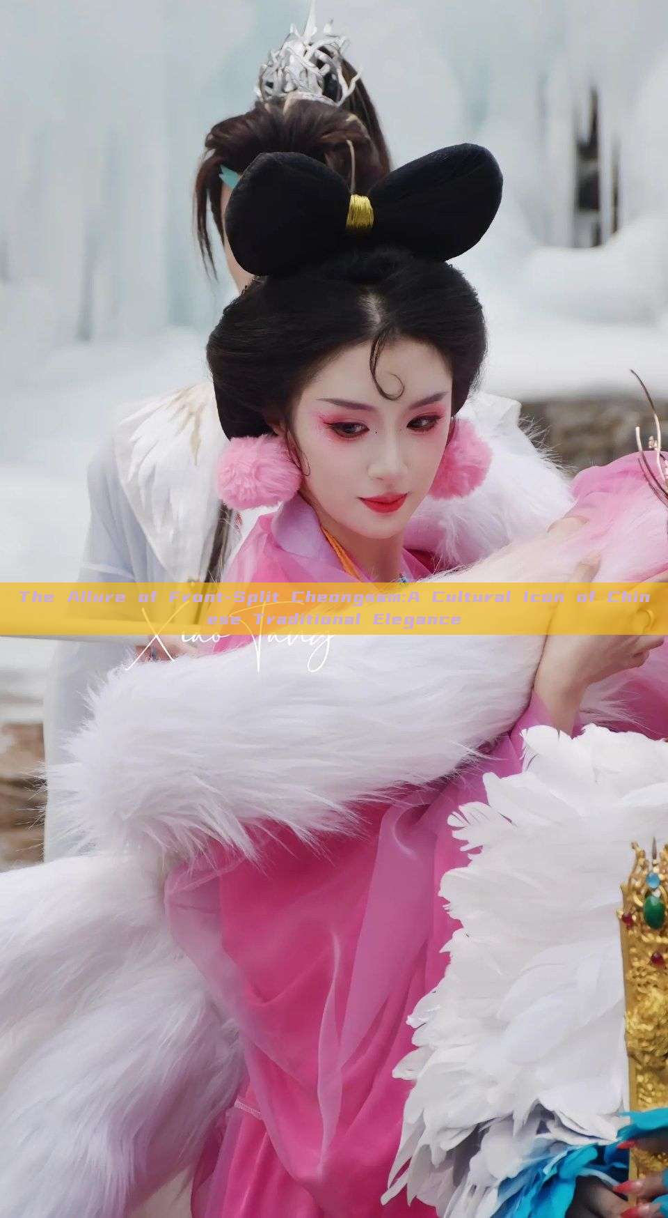 The Allure of Front-Split Cheongsam:A Cultural Icon of Chinese Traditional Elegance The Allure of Front-Split Cheongsam:A Cultural Icon of Chinese Traditional Elegance
