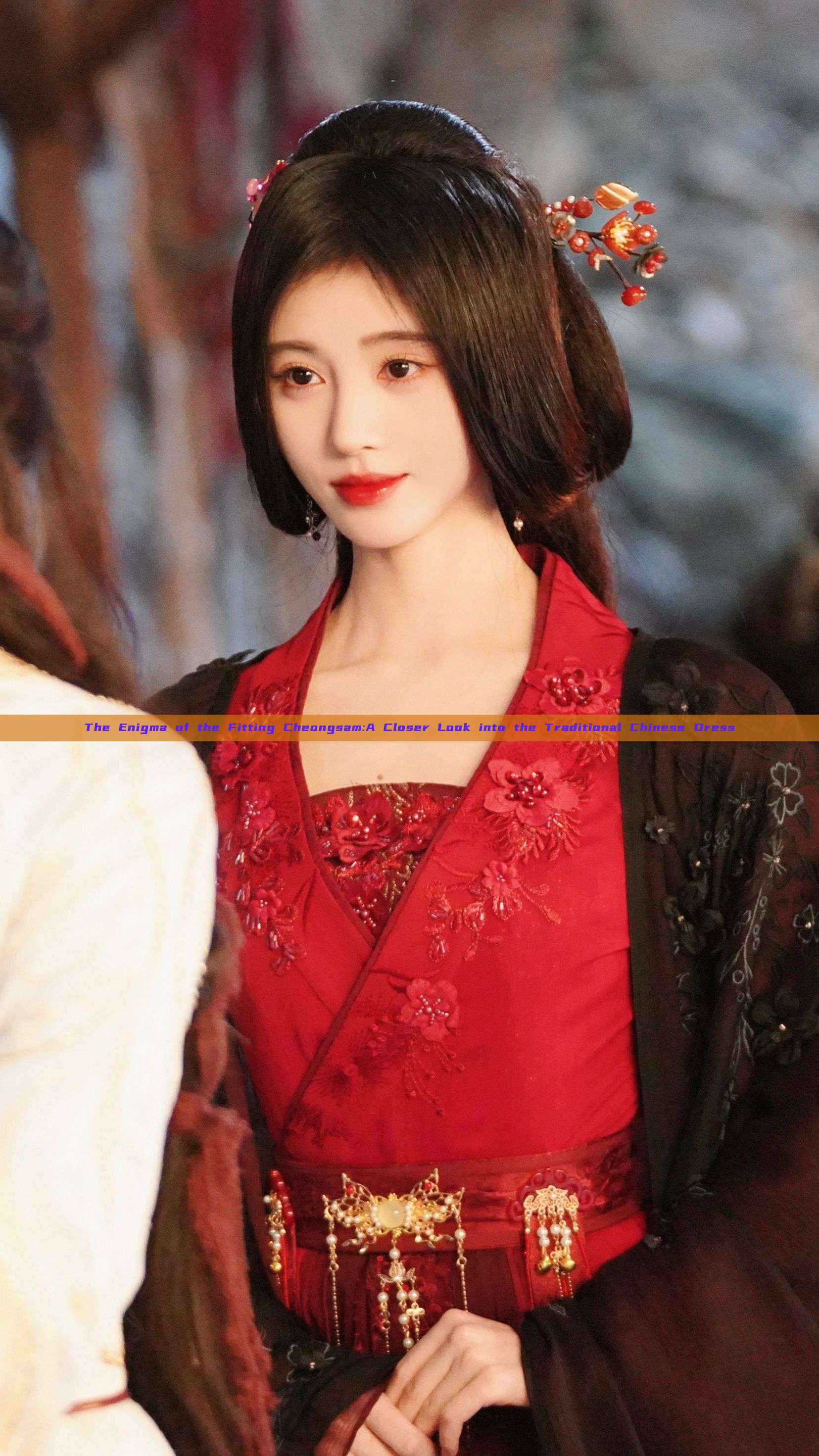 The Enigma of the Fitting Cheongsam:A Closer Look into the Traditional Chinese Dress The Enigma of the Fitting Cheongsam:A Closer Look into the Traditional Chinese Dress