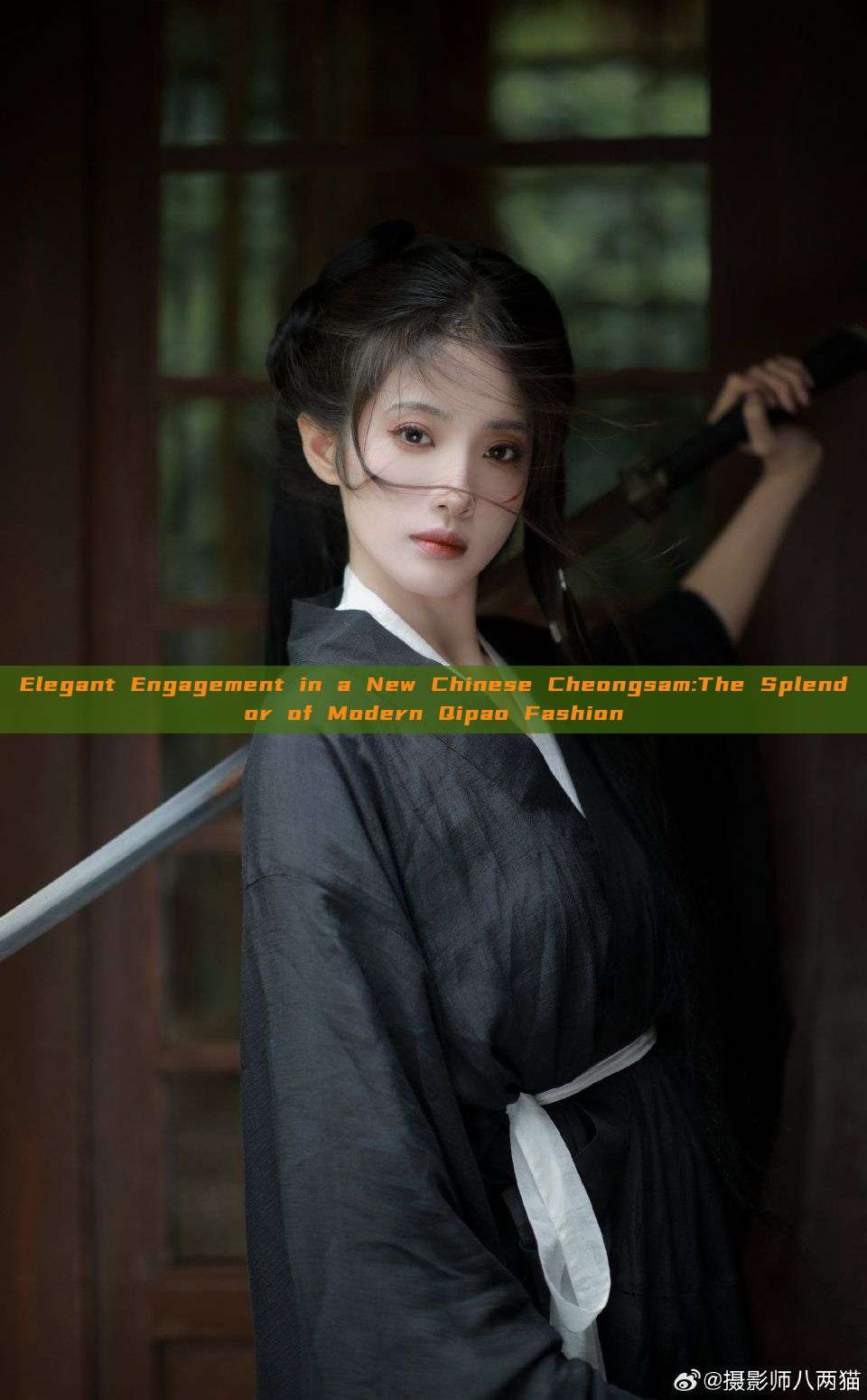 Elegant Engagement in a New Chinese Cheongsam:The Splendor of Modern Qipao Fashion Elegant Engagement in a New Chinese Cheongsam:The Splendor of Modern Qipao Fashion